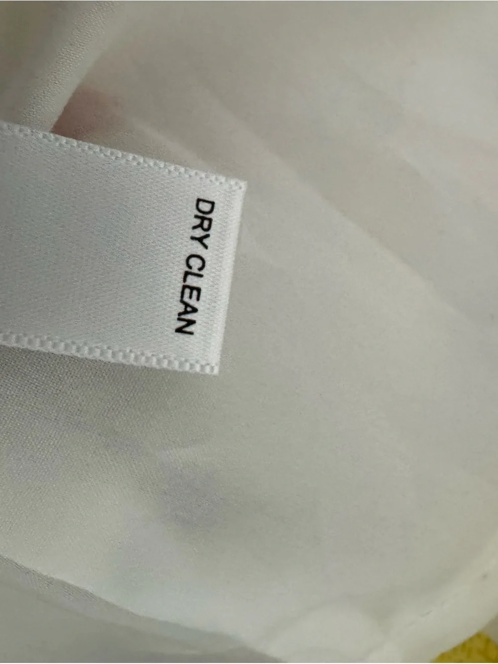 Banana Republic Lemon Dress | Very Good Condition | Size 8P - Picture 13 of 15